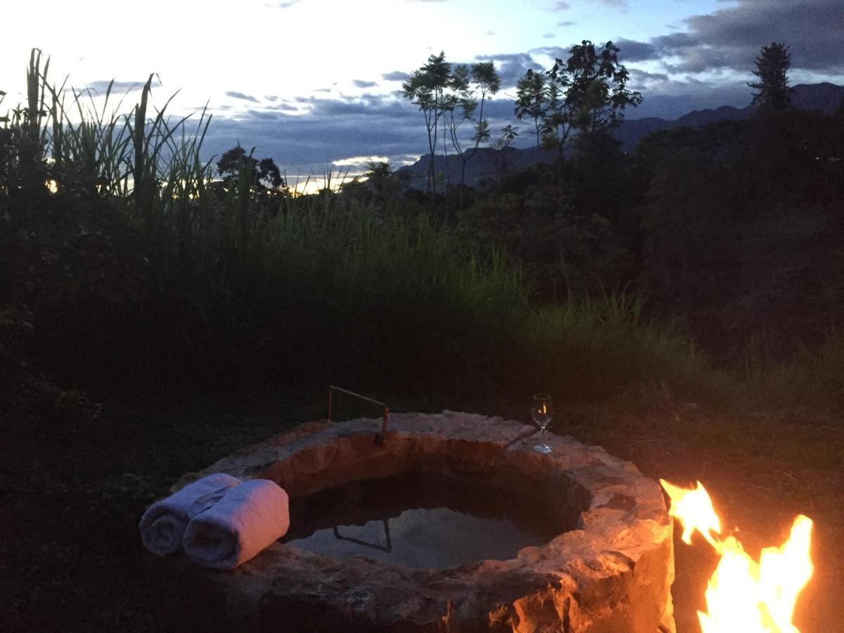 Glamping El Árbol en la Casa Villa San Antonio del Tequendama Esterno foto