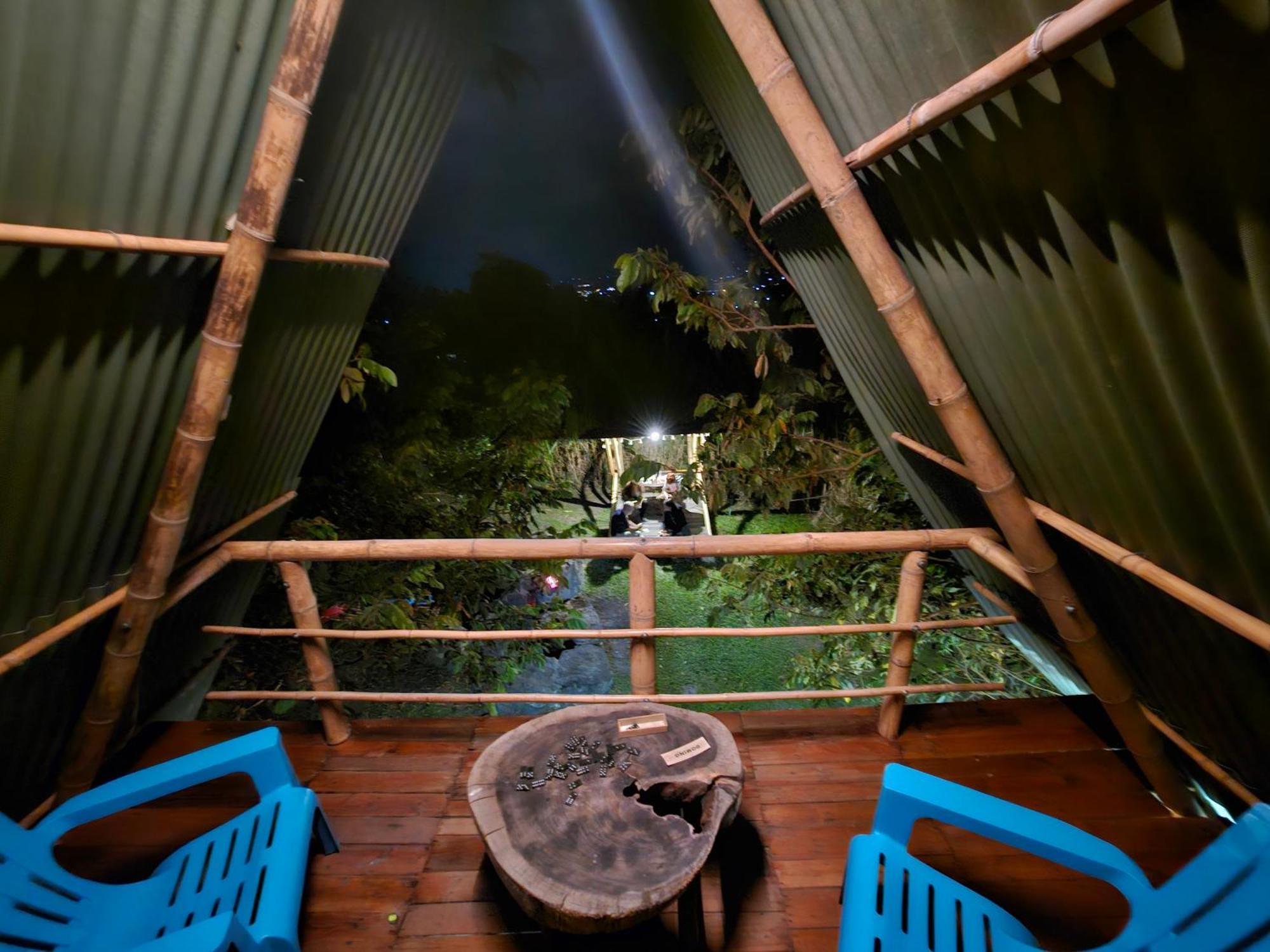 Glamping El Árbol en la Casa Villa San Antonio del Tequendama Esterno foto